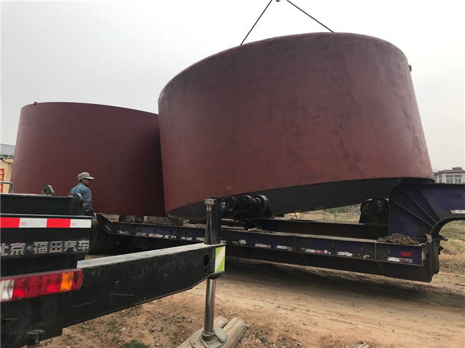 湖北華新水泥有限公司做的煤磨(大、小齒輪配件)和回轉(zhuǎn)窯(筒體配件)